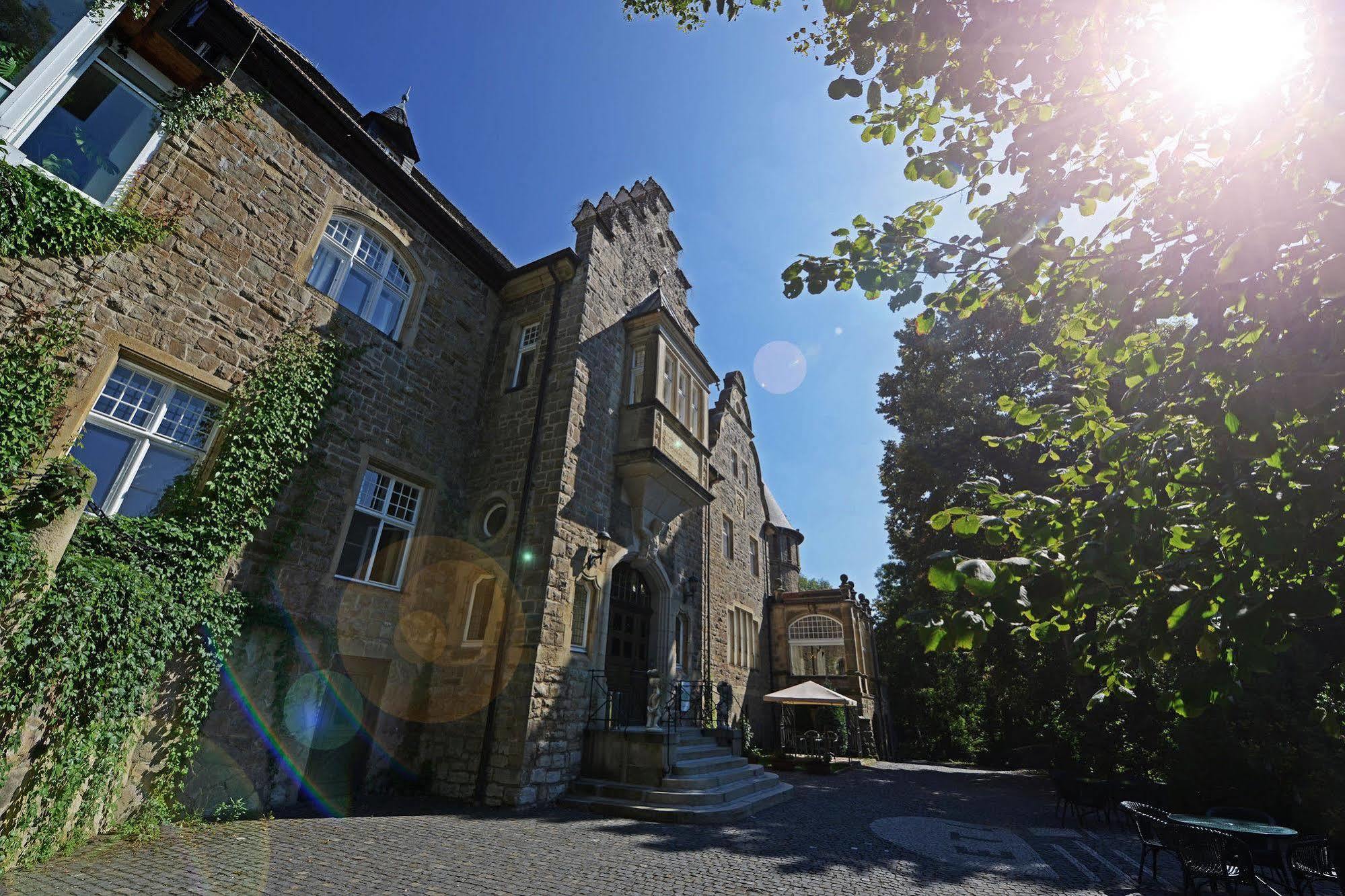 Schlosshotel Villa Westerberge Aschersleben Exterior photo